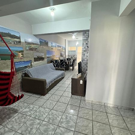 Apartamento Vista Mar - 2 quartos - Praia do Morro - prédio frente Mar - elevador - atravessou a avenida, já está na praia - com garagem - internet Guarapari Exterior foto